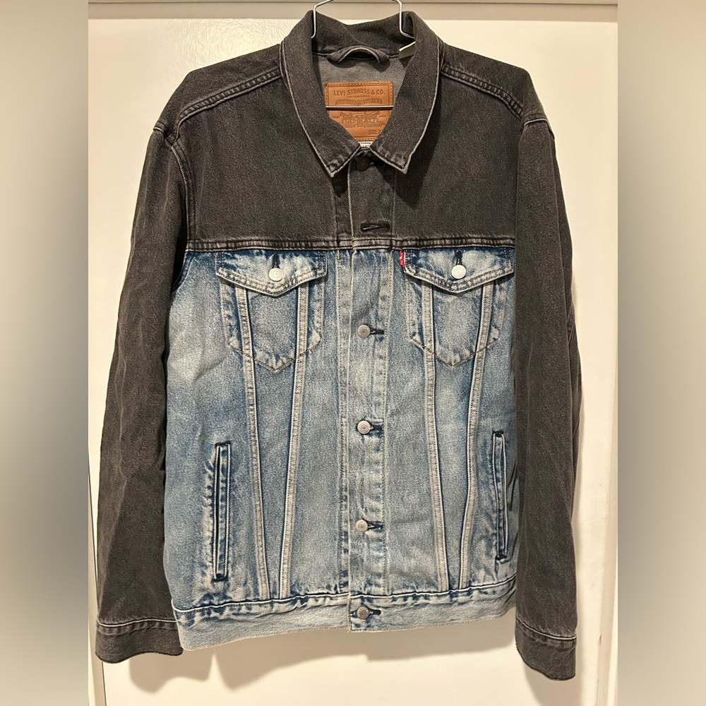 Levi’s Premium colorblock denim trucker jacket